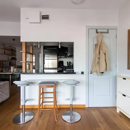 Large Cozy 3br Priv Terrace In Central Cihangir