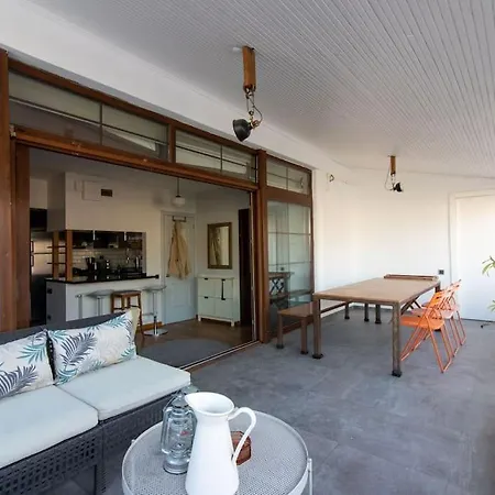 Large Cozy 3br Priv Terrace In Central Cihangir *